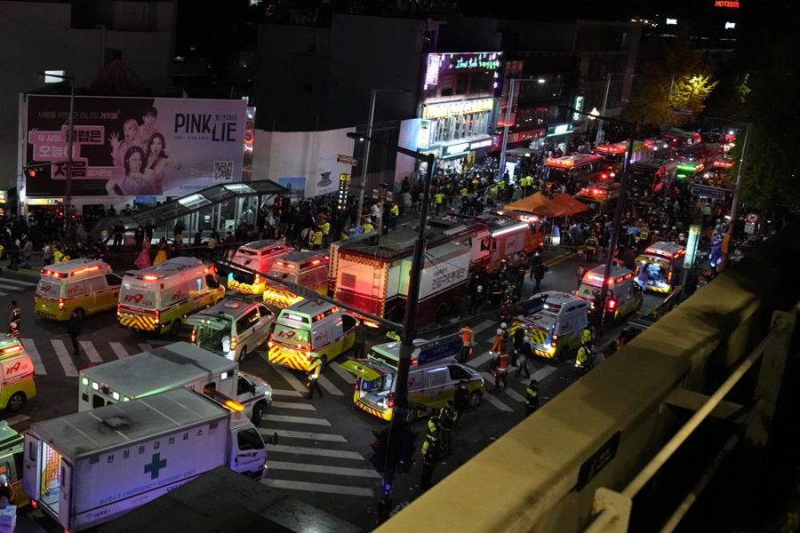 Ambulances+arriving+close+to+the+scene+in+Seoul%2C+after+the+crowd+surge+occurred+on+October+30%2C+2022.+Photo+by+Lee+jin-man%2C+courtesy+of+AP+News.