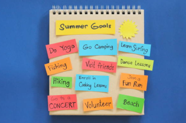 2025 Senior Bucket List: Things to Do Before and After Graduation!