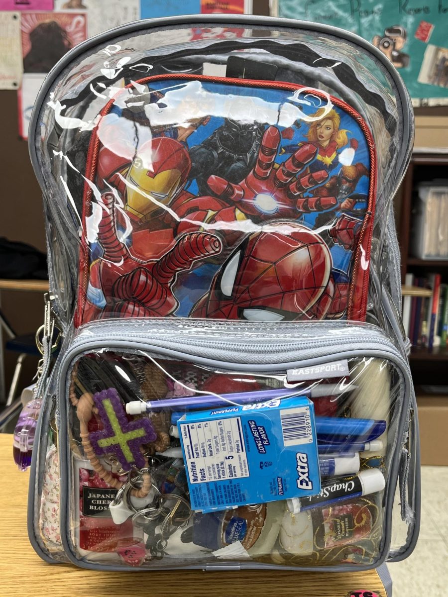 Should ERHS go back to regular backpacks?