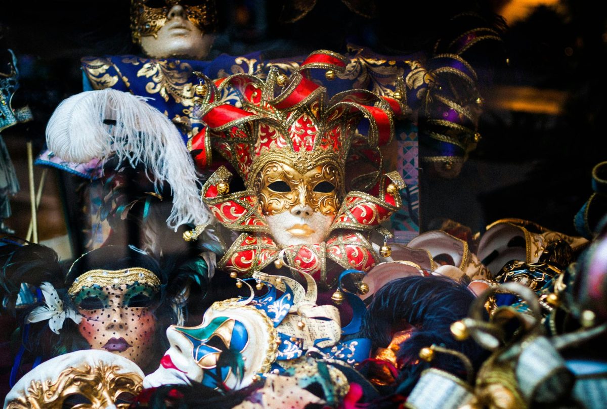 Join the Italian Club at The Unity Masquerade Ball!